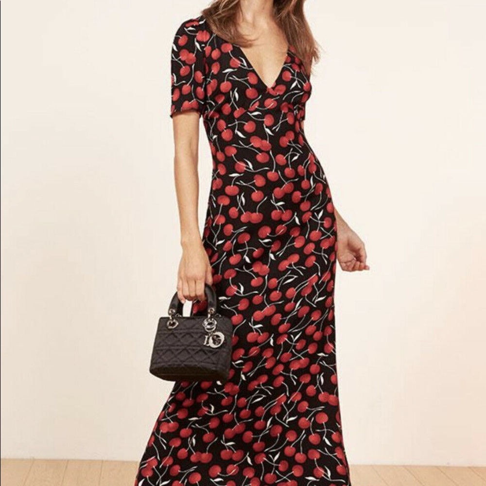 NWT Reformation 6 Briana dress cherry print long